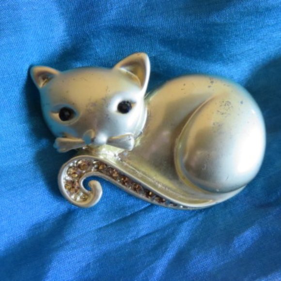 CAT Gold Tone Metal with Rhinestones Brooch 4x2 cm (I1) - Picture 1 of 3